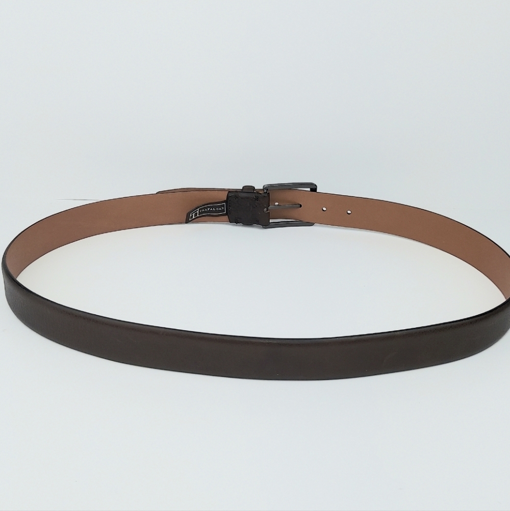 Trafalgar Men's Brown Leather Kane Belt 42 - Picture 3 of 9